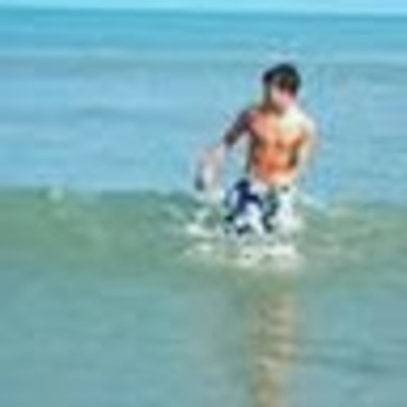 Meet your Posher, Ron - Picture 1 of 2